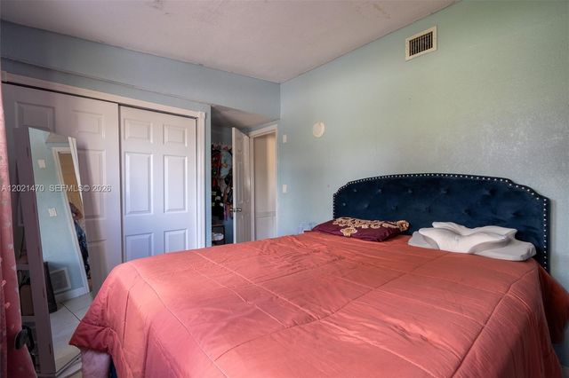 3235 NW 2nd St, Lauderhill, FL 33311