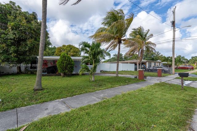3235 NW 2nd St, Lauderhill, FL 33311