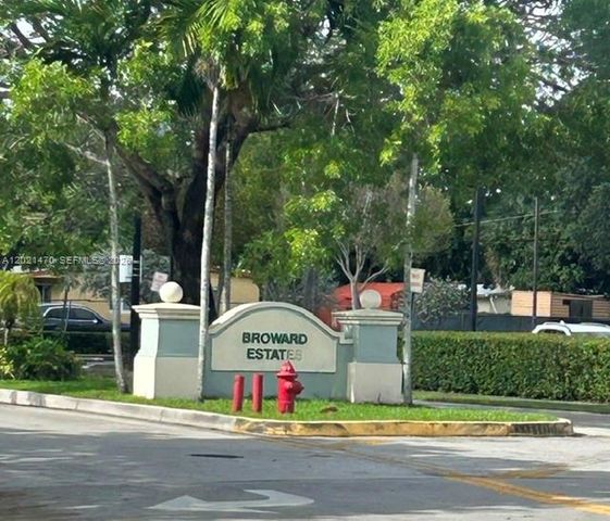 3235 NW 2nd St, Lauderhill, FL 33311