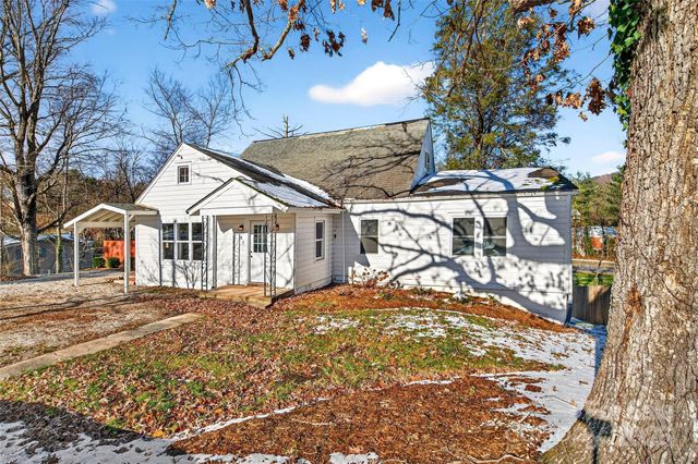 97 Bell Street, Spruce Pine, NC 28777