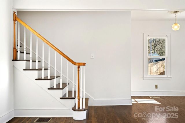 97 Bell Street, Spruce Pine, NC 28777