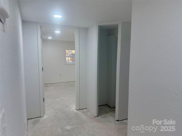 97 Bell Street, Spruce Pine, NC 28777