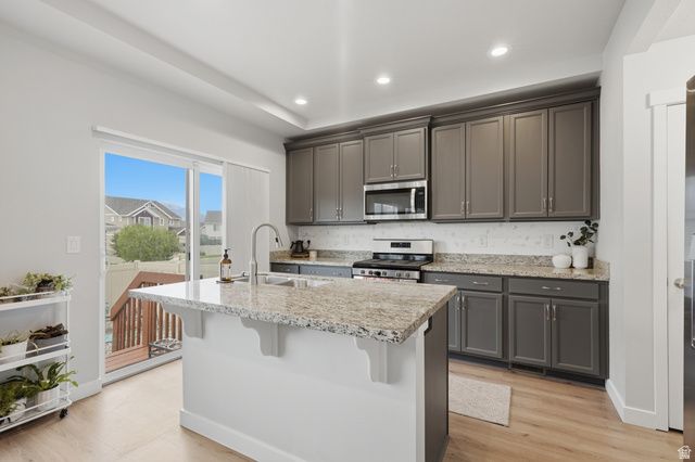 14343 S ABBEY BEND LN, Herriman, UT 84096