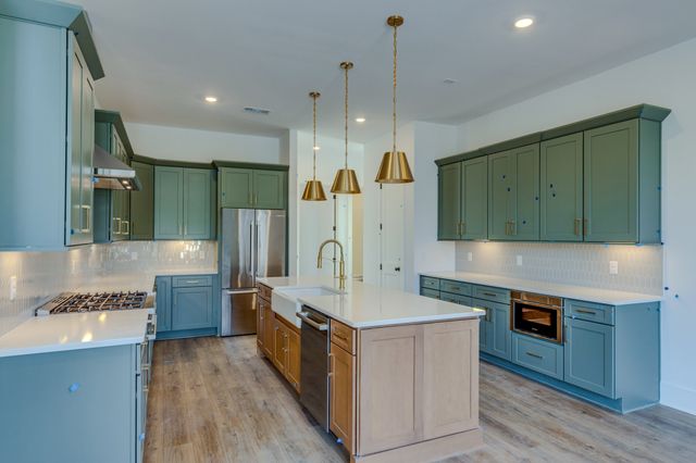 110 Myrtle St Unit B, Nashville, TN 37206