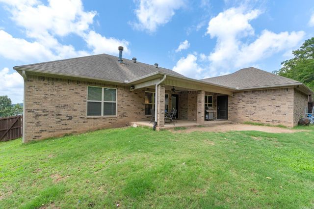 14 Basswood Terrace, Maumelle, AR 72113