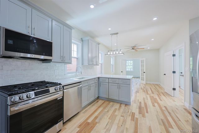 58-13 69th Place, Maspeth, NY 11378