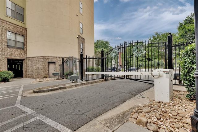 425 Chapel Street SW 2107, Atlanta, GA 30313