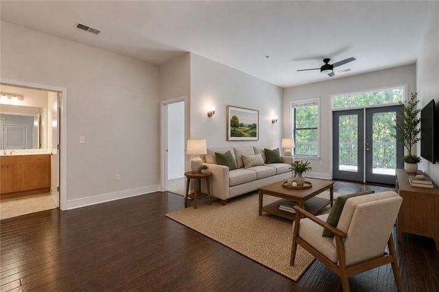 425 Chapel Street SW 2107, Atlanta, GA 30313
