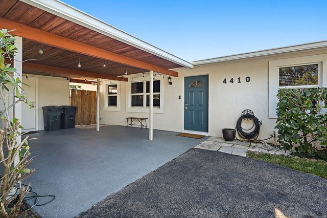 4410 Birdwood Street, Palm Beach Gardens, FL 33410