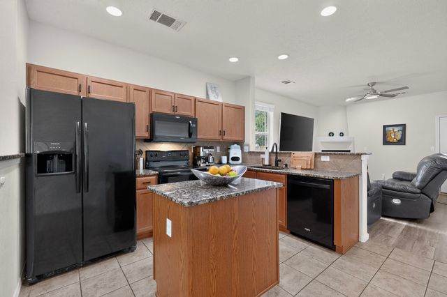 3008 Floras Del Sol Street, Santa Fe, NM 87507
