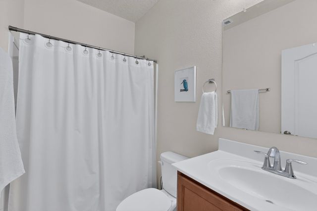 3008 Floras Del Sol Street, Santa Fe, NM 87507