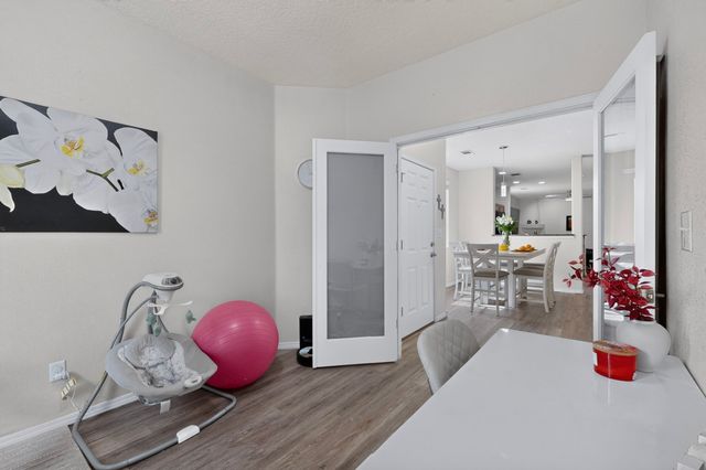 3008 Floras Del Sol Street, Santa Fe, NM 87507