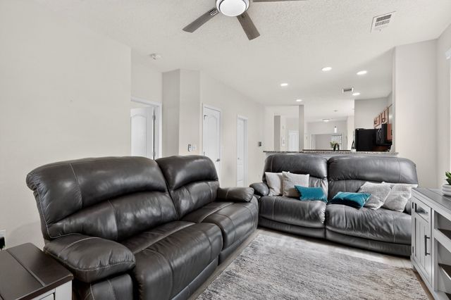 3008 Floras Del Sol Street, Santa Fe, NM 87507