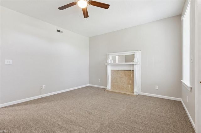 417 W 27th St Apt D, Norfolk, VA 23517