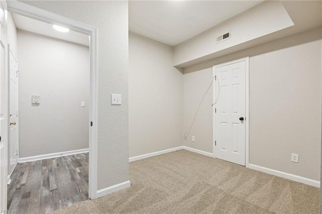 417 W 27th St Apt D, Norfolk, VA 23517