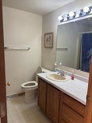 1060 4th STREET, Fond Du Lac, WI 54935