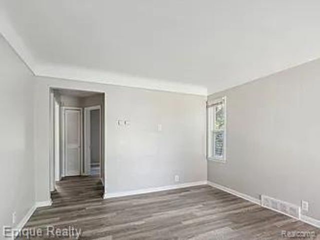 19373 Goulburn Street, Detroit, MI 48205