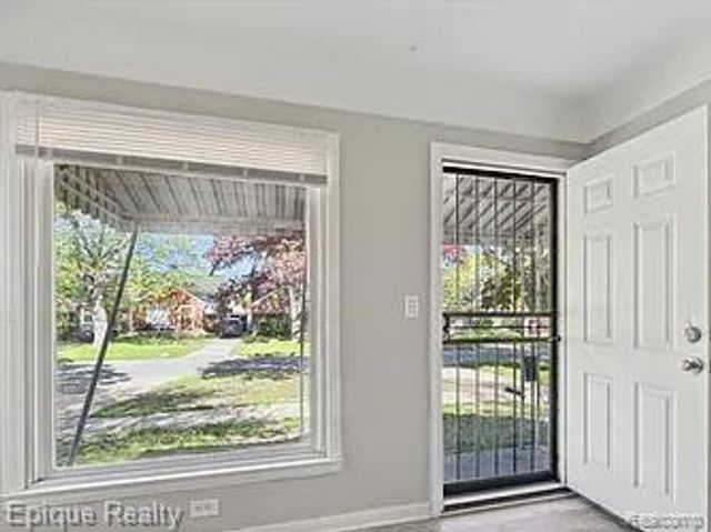 19373 Goulburn Street, Detroit, MI 48205