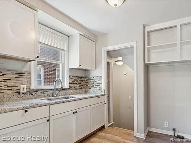 19373 Goulburn Street, Detroit, MI 48205