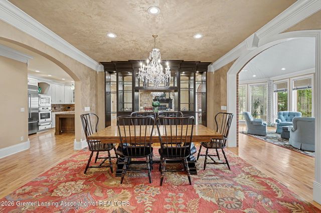 6123 Cottage Drive, Haslett, MI 48840