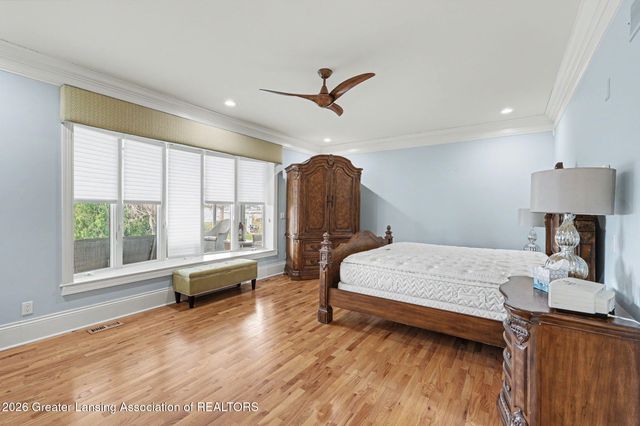 6123 Cottage Drive, Haslett, MI 48840