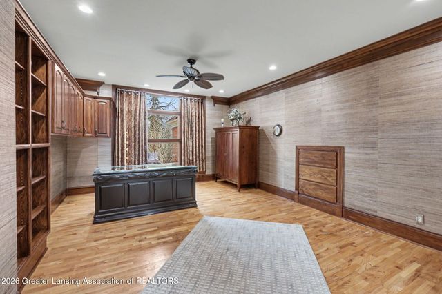 6123 Cottage Drive, Haslett, MI 48840