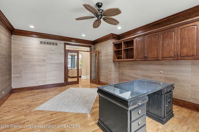 6123 Cottage Drive, Haslett, MI 48840