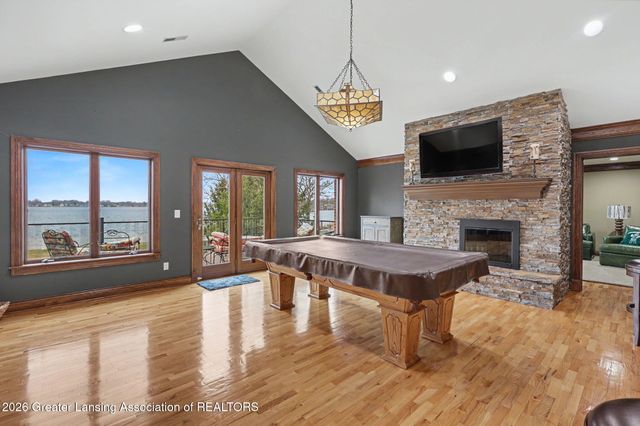 6123 Cottage Drive, Haslett, MI 48840