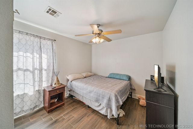 8027 Vintage Trace Drive, Claremore, OK 74019