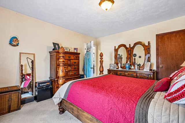 6 Crescent St, Somerville, MA 02143