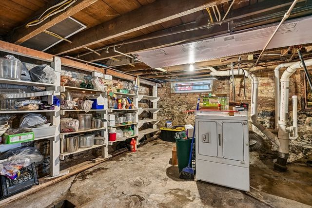 6 Crescent St, Somerville, MA 02143