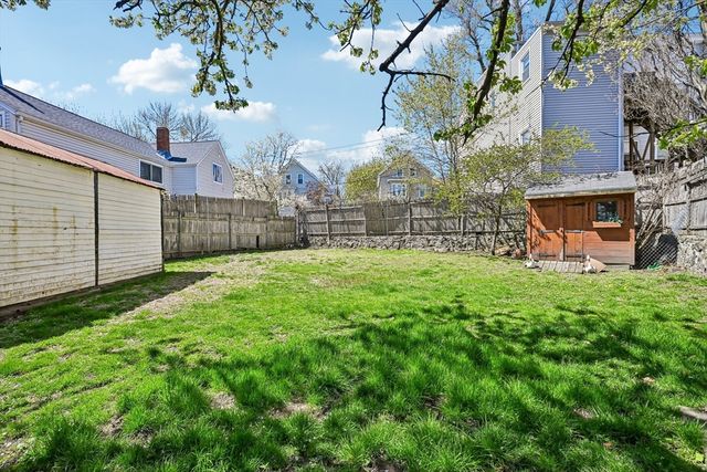 6 Crescent St, Somerville, MA 02143