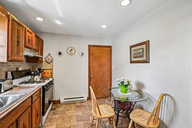 6 Crescent St, Somerville, MA 02143