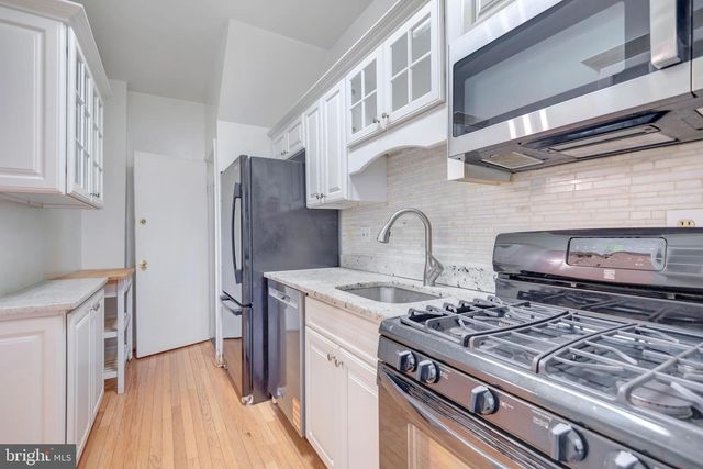 2730 10TH ST NE, Washington, DC 20018