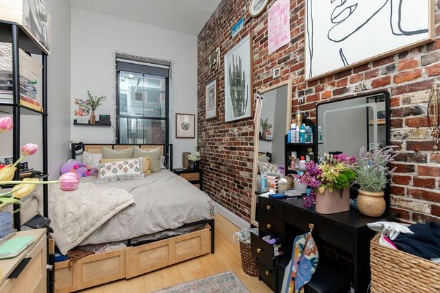 37 Temple Place 404, Boston, MA 02111