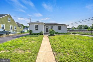 13 BAIRD AVE, Burlington, NJ 08016