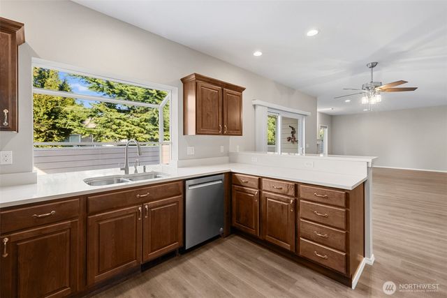 191 Cascadia Loop, Sequim, WA 98382