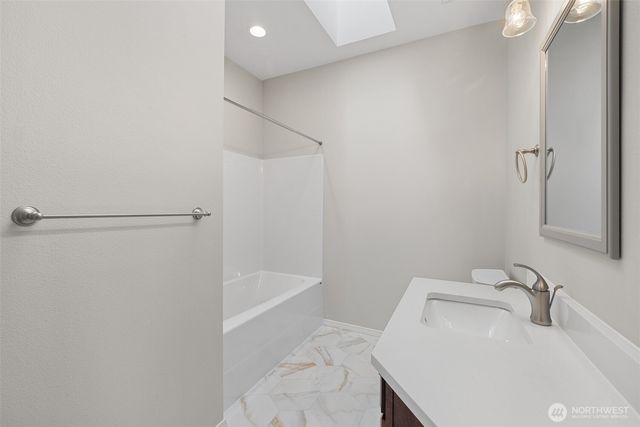 191 Cascadia Loop, Sequim, WA 98382