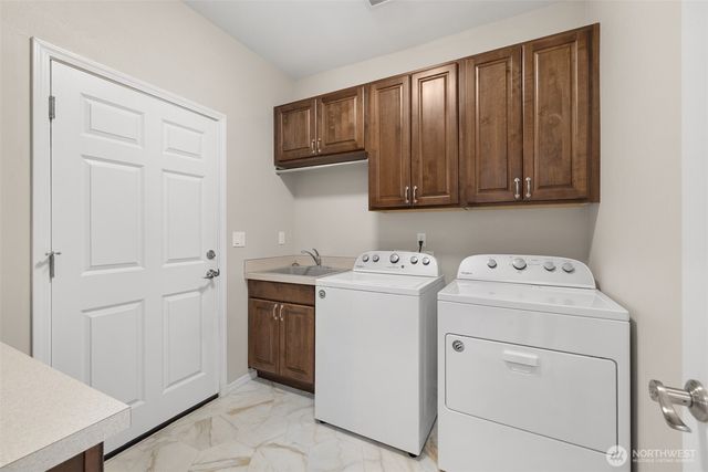 191 Cascadia Loop, Sequim, WA 98382