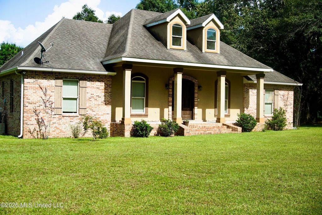 14254 Vidalia Road, Pass Christian, MS 39571
