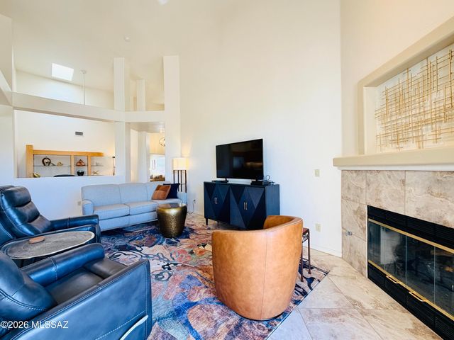 1465 W Bridalveil Place, Tucson, AZ 85737