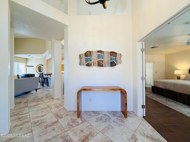 1465 W Bridalveil Place, Tucson, AZ 85737