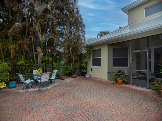 1935 Bridgepointe Circle 62, Vero Beach, FL 32967