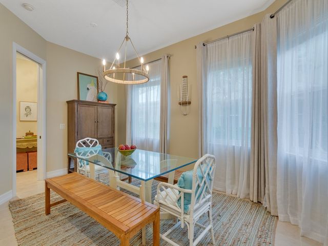 1935 Bridgepointe Circle 62, Vero Beach, FL 32967