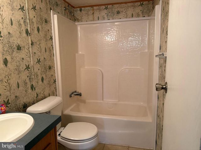 44 HITCH POND CIR, Seaford, DE 19973