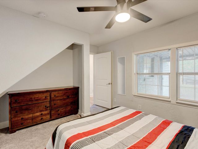 2801 W Biddison Street, Fort Worth, TX 76109