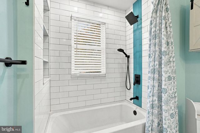 12 NETTLETREE LN, Levittown, PA 19054