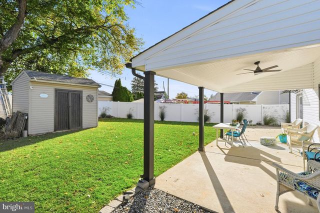 12 NETTLETREE LN, Levittown, PA 19054