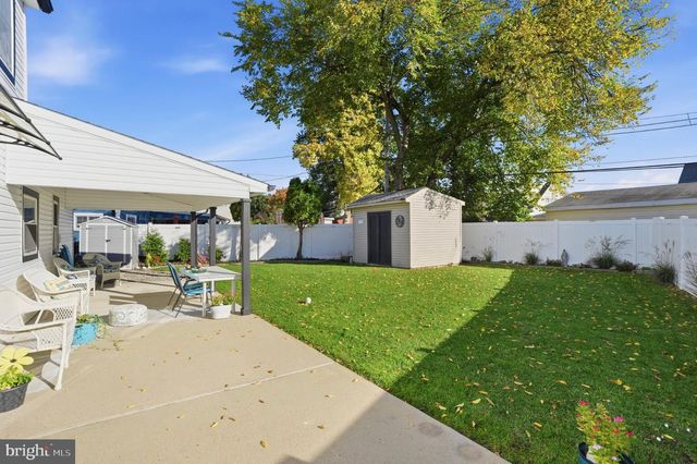 12 NETTLETREE LN, Levittown, PA 19054