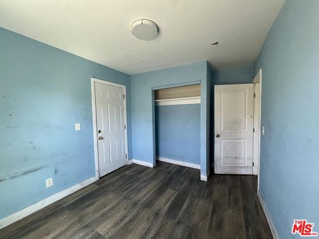 433 W 94th Street, Los Angeles, CA 90003
